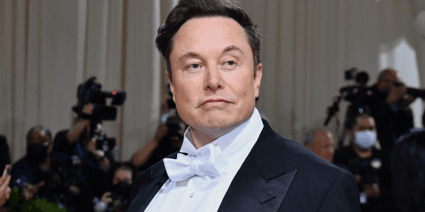 일론 머스크, 처음으로 200조를 넘는돈을 잃은 사람이 되다 썸네일 이미지